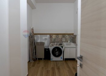 Lavanderia - Two-room apartment Via Eleonora D'angio'
 
59, Catania - photo 22