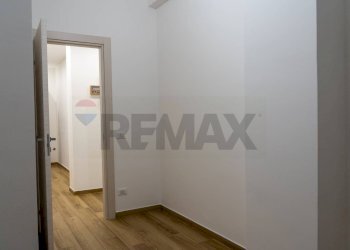 Stanza vuota - Two-room apartment Via Eleonora D'angio'
 
59, Catania - photo 29