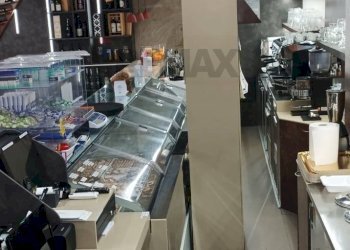 Ufficio - Cafeteria - Cold Bar via Umberto
 
32, Sant'Agata Li Battiati - photo 9