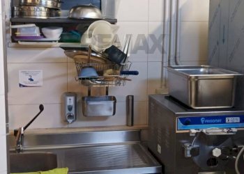 Cucina - Cafeteria - Cold Bar via Umberto
 
32, Sant'Agata Li Battiati - photo 26