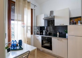 Cucina - Attività Commerciale Piazza Della Repubblica
 
31, Catania - foto 10