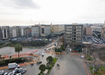 Edificio all\'aperto - Attività Commerciale Piazza Della Repubblica
 
31, Catania - foto 18