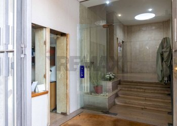 Ricezione / Lobby - Attività Commerciale Piazza Della Repubblica
 
31, Catania - foto 20