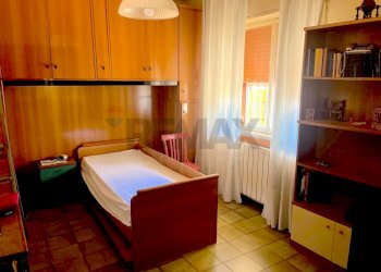 Camera / camera da letto - Villa Via Rosario Livatino
 
38, Pedara - foto 9