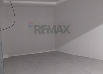 Stanza vuota - Box Via Lombardo
 
2, San Gregorio di Catania - foto 10