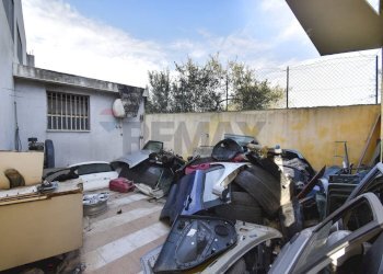 Non correlato - Capannone luigi capuana
30, Camporotondo Etneo - foto 18