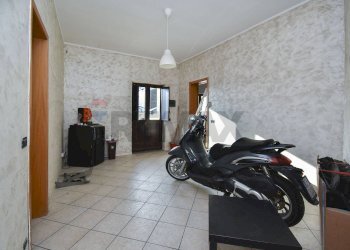 Palestra - Capannone luigi capuana
30, Camporotondo Etneo - foto 26