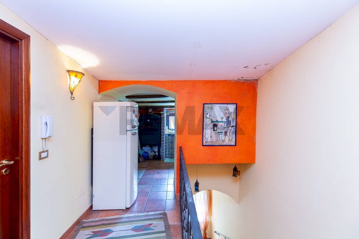 Hall / corridoio - Casa indipendente via chiesa vecchia
 
28, Barrafranca - foto 1