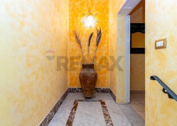 Hall / corridoio - Casa indipendente via chiesa vecchia
 
28, Barrafranca - foto 13