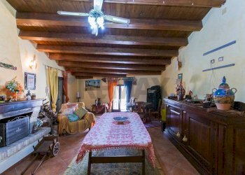 Sala da pranzo - Casa indipendente via chiesa vecchia
 
28, Barrafranca - foto 47