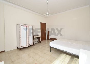 Camera / camera da letto - Appartamento Via Cesare Beccaria
 
12, Catania - foto 7