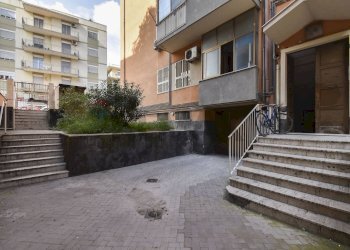 Edificio all\'aperto - Appartamento Via Cesare Beccaria
 
12, Catania - foto 33