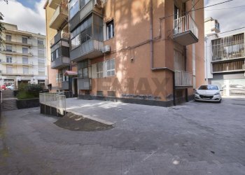 Edificio all\'aperto - Appartamento Via Cesare Beccaria
 
12, Catania - foto 34