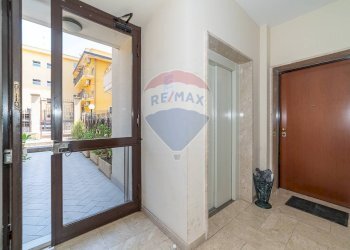 Hall / corridoio - Quadrilocale Via Enrico Toti
 
37, Motta Sant'Anastasia - foto 2