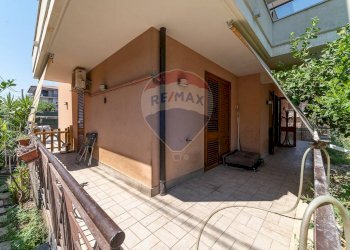 Terrazza - Quadrilocale Via Enrico Toti
 
37, Motta Sant'Anastasia - foto 18