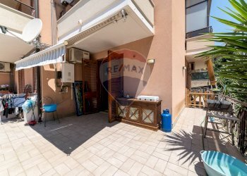 Terrazza - Quadrilocale Via Enrico Toti
 
37, Motta Sant'Anastasia - foto 31