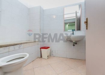 Bagno - Attività Commerciale Via Domenico Tempio
24, Catania - foto 14