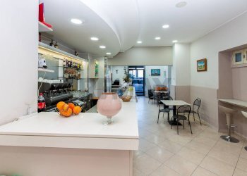 Sala da pranzo - Attività Commerciale Via Domenico Tempio
24, Catania - foto 16