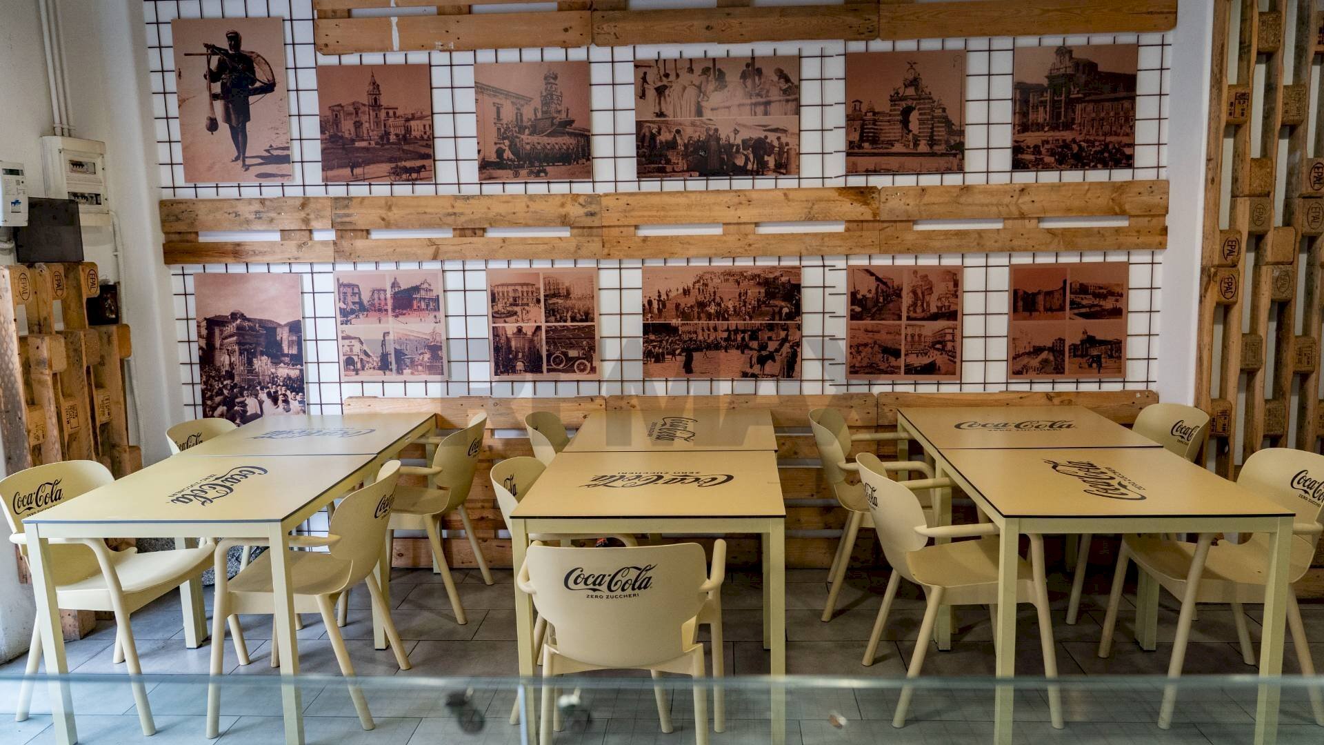 Balcone - Attività Commerciale Via Plebiscito
 
869, Catania - foto 2