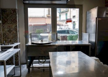 Sala da pranzo - Attività Commerciale Via Plebiscito
 
869, Catania - foto 12