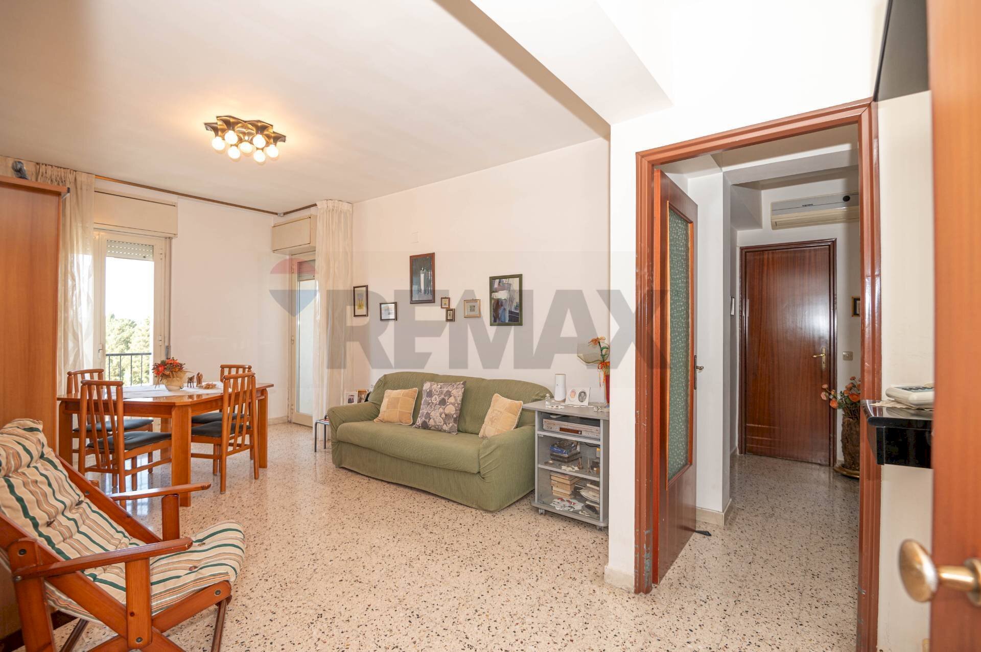 Sala da pranzo - Quadrilocale Via Fisicara
33, Caltagirone - foto 3