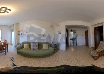 Sala da pranzo - Quadrilocale Via Fisicara
 
33, Caltagirone - foto 16