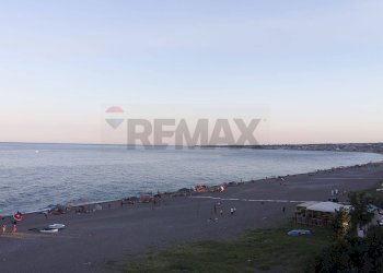 Vista dell\'acqua - Quadrilocale Via Carrata
 
74, Mascali - foto 5