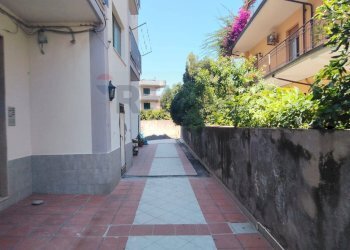 Terrazza - Quadrilocale Via Carrata
 
74, Mascali - foto 12