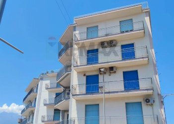 Edificio all\'aperto - Quadrilocale Via Carrata
 
74, Mascali - foto 18