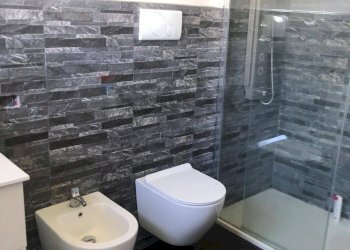 Bagno - Casa semi indipendente Via Rosario Pitrelli
 
60, Caltagirone - foto 4