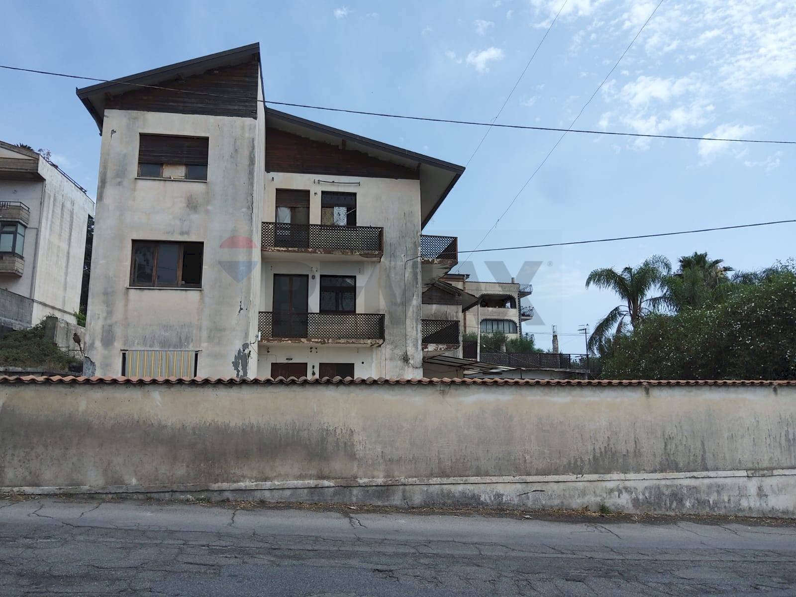 Edificio all\'aperto - Villa Via Carlino
 
91, Mascali - photo 1