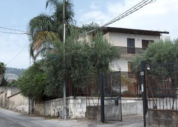 Edificio all\'aperto - Villa Via Carlino
 
91, Mascali - photo 2