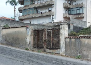 Edificio all\'aperto - Villa Via Carlino
 
91, Mascali - photo 4