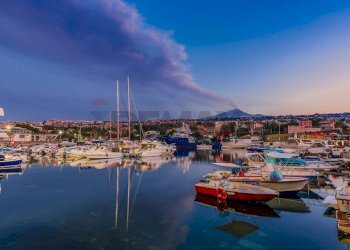 Vista dell\'acqua - Casa semi indipendente Via Fiume
 
21/23, Catania - foto 5