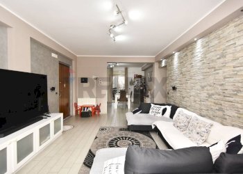 Soggiorno - Trilocale Via Pietra Dell'Ova
 
374, Tremestieri Etneo - foto 2