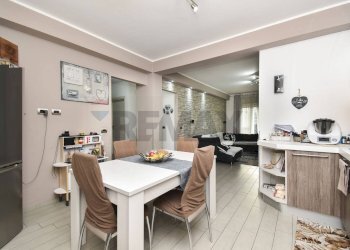 Sala da pranzo - Trilocale Via Pietra Dell'Ova
 
374, Tremestieri Etneo - foto 7