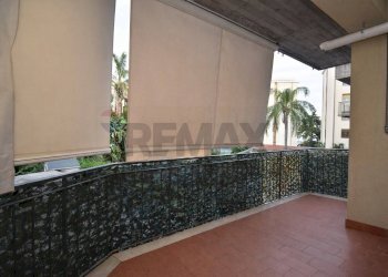Terrazza - Trilocale Via Pietra Dell'Ova
 
374, Tremestieri Etneo - foto 17