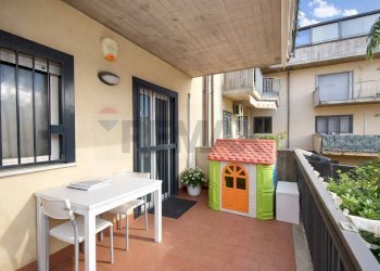 Balcone - Trilocale Via Pietra Dell'Ova
 
374, Tremestieri Etneo - foto 19