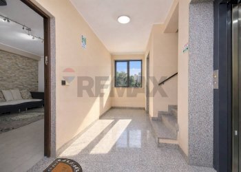 Hall / corridoio - Trilocale Via Pietra Dell'Ova
 
374, Tremestieri Etneo - foto 24