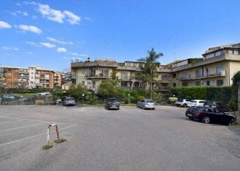 Edificio all\'aperto - Trilocale Via Pietra Dell'Ova
 
374, Tremestieri Etneo - foto 30