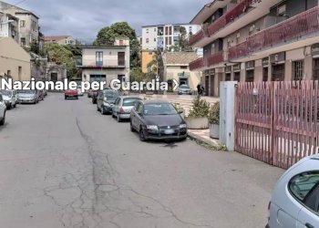 Edificio all\'aperto - Warehouse via tarda
 
3/a, Acireale - photo 1