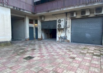 Edificio all\'aperto - Warehouse via tarda
 
3/a, Acireale - photo 5