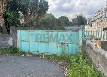 Giardino - Magazzino Via Don Bosco
 
54, Gravina di Catania - foto 4