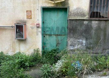 Casa all\'aperto - Magazzino Via Don Bosco
 
54, Gravina di Catania - foto 6