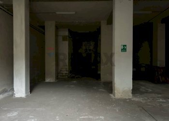 Parcheggio - Magazzino Via Don Bosco
 
54, Gravina di Catania - foto 10