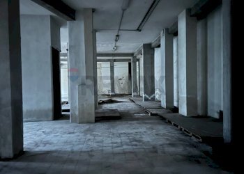 Stanza vuota - Magazzino Via Don Bosco
 
54, Gravina di Catania - foto 15