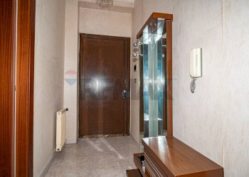 Hall / corridoio - Quadrilocale Via Salvatore Salomone Marino
 
41, Catania - foto 3