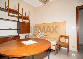 Sala da pranzo - Quadrilocale Via Salvatore Salomone Marino
 
41, Catania - foto 23