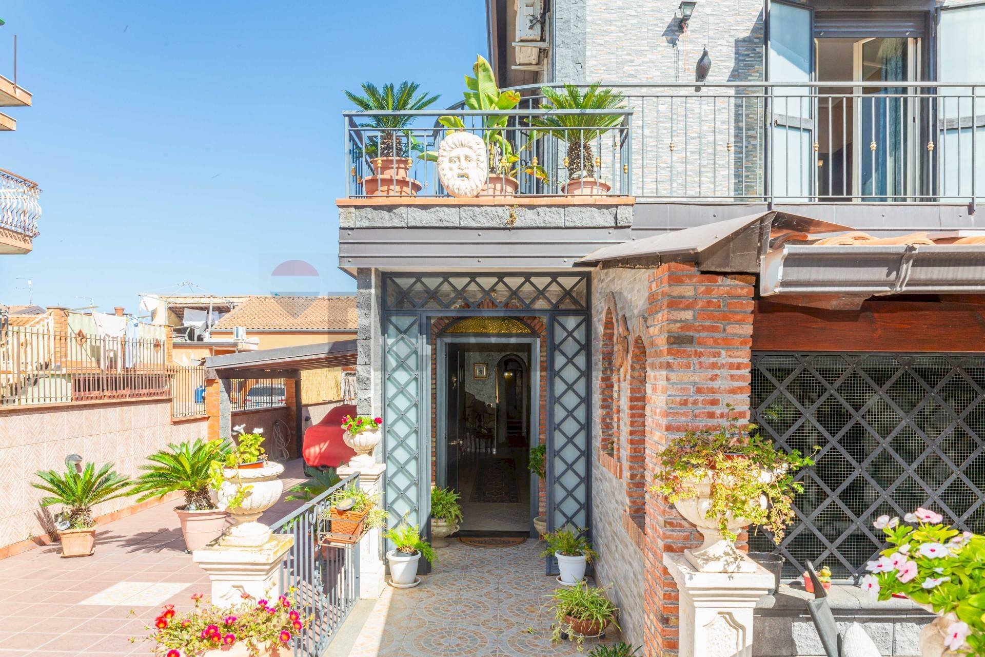 Casa all\'aperto - Villa a Schiera Via Andrea Mantegna
 
19, Belpasso - foto 2