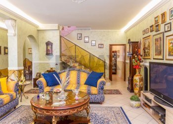 Soggiorno - Villa a Schiera Via Andrea Mantegna
 
19, Belpasso - foto 13